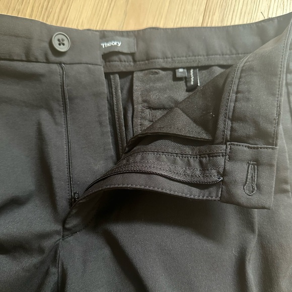 Theory Black Ascend Tech Shorts Size 30 - Picture 7 of 10
